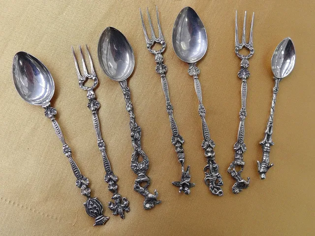 Maxwell & Williams Cosmopolitan Soda Spoon