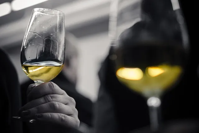 Wine essentials White wine 250 ml